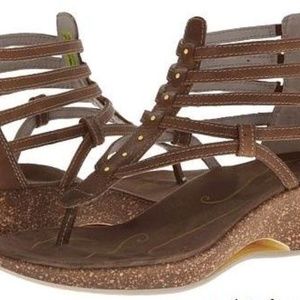 Ahnu Women's Merida Sandal - Toffee